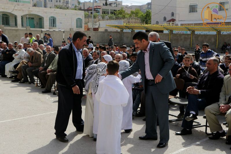 بلدية حلحول تشارك في إحياء فعاليات اليوم المفتوح في مدارس المدينة