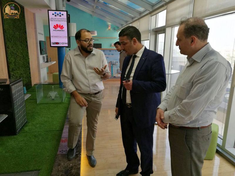 بلدية حلحول تشارك في مؤتمر “الطاقة للمدن الذكية” في الإمارات العربية المتحدة