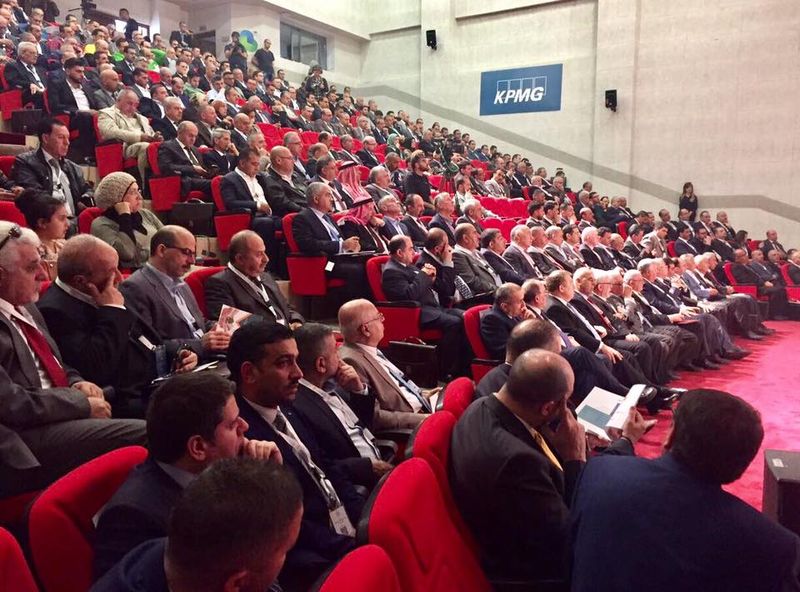 بلدية حلحول تشارك في مؤتمر ديمومة وتطوير الشركات العائلية