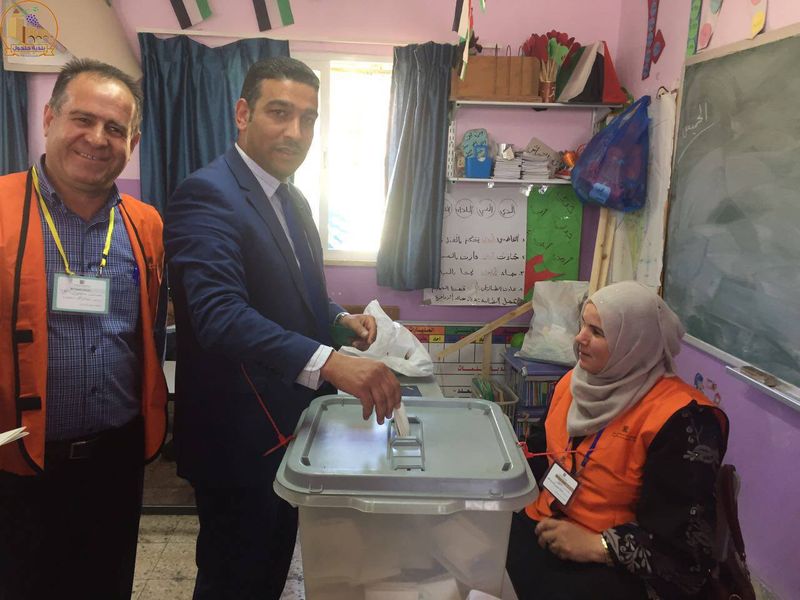 أجواء الانتخابات المحلية في مدينة حلحول