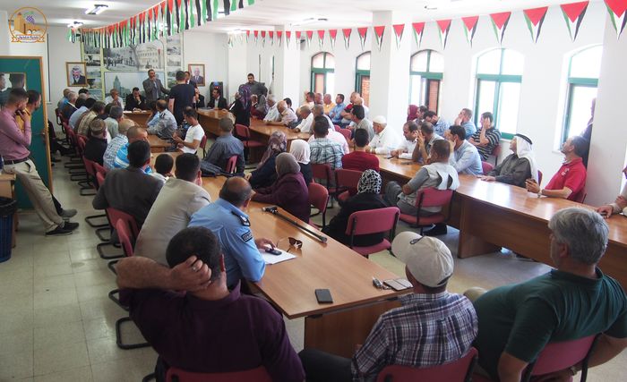 مجلس بلدي حلحول المنتخب يتسلم مهامه رسمياً برئاسة السيد أ.حجازي مرعب