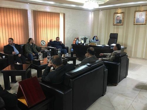 بلدية حلحول تستقبل وفداً من وزارة النقل والمواصلات في دار البلدية