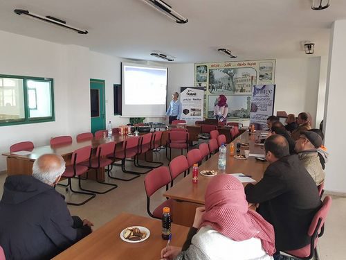 بلدية حلحول تستضيف ندوة حول تقنيات البناء المتطورة