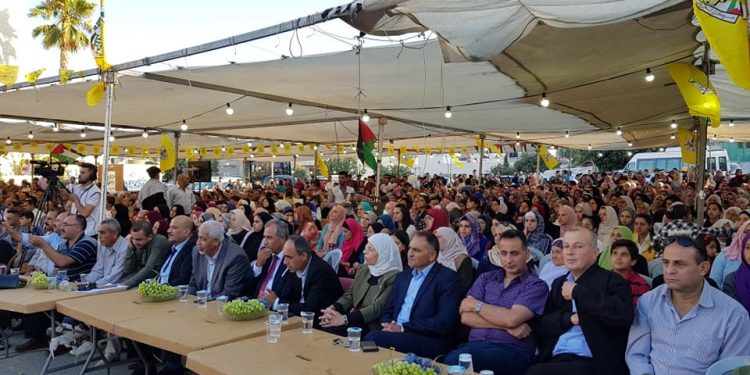بلدية حلحول و منطقة حلحول التنظيمية تكرمان الطلبة الناجحين في الثانوية العامة الانجاز 2018 بمهرجان مهيب