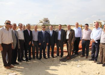 بلدية حلحول ومعالي وزير الصحة والمستشار الدبلوماسي للرئيس يقومون بزيارة تفقدية لمشروع بناء مستشفى الرئيس محمود عباس الحكومي / حلحول