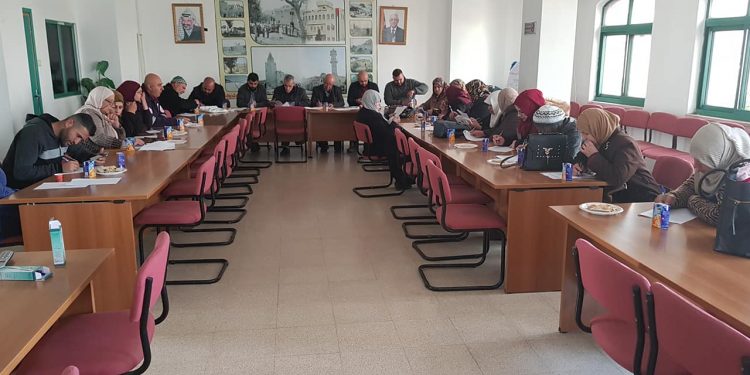 بلدية حلحول تستضيف ورشة عمل معا رجالا ونساء نحو مأسسة المساواة بين الجنسين في الحكم المحلي