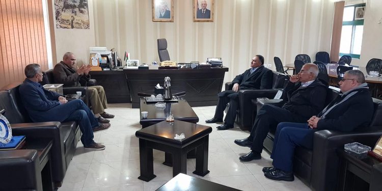 بلدية حلحول تستقبل وفداً من مديرية تربية شمال الخليل