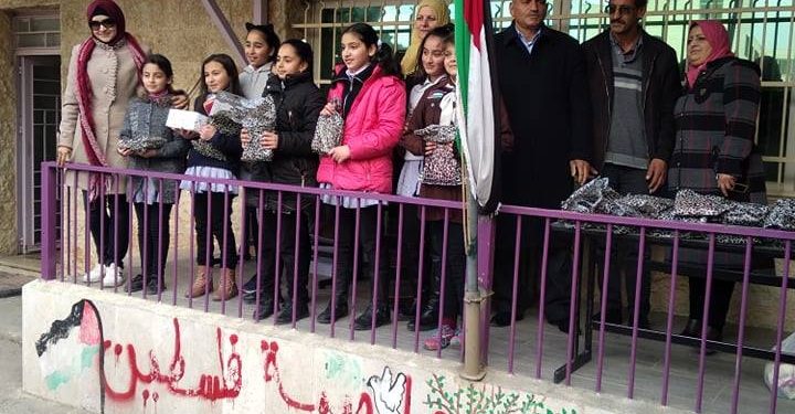 بلدية حلحول تشارك في حفل تكريم الطالبات المتفوقات في مدرسة اليرموك الاساسية