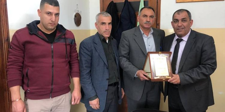 بلدية حلحول تهنئ السيد رشاد الهوارين بمناسبة توليه مهام رئيس نيابة حلحول