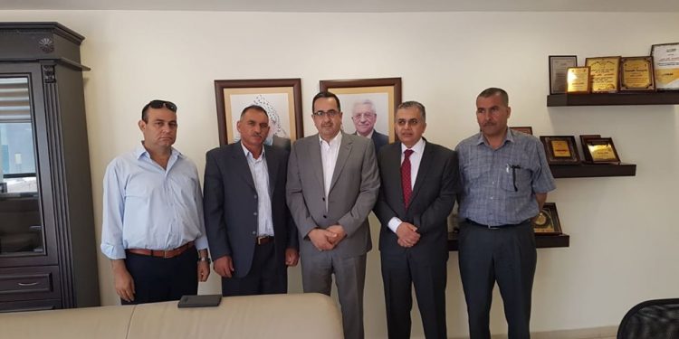 بلدية حلحول تعقد لقاء” مع معالي رئيس سلطة الطاقة الفلسطينية