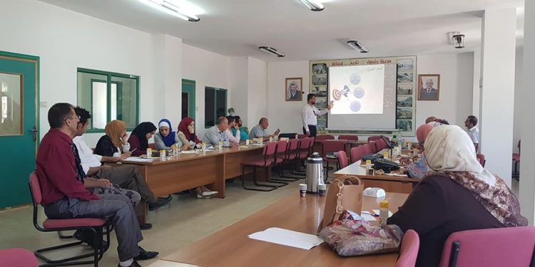 بلدية حلحول تستضيف ورشة عمل لديوان الرقابة