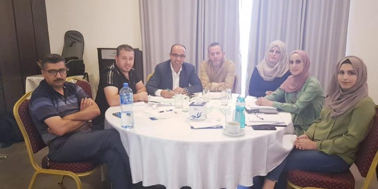 بلدية حلحول تشارك  في ورشة عمل اطلاق منصة العلاقات العام