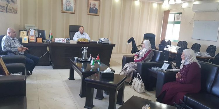 بلدية حلحول تستقبل وفداً من مديرية زراعة شمال الخليل