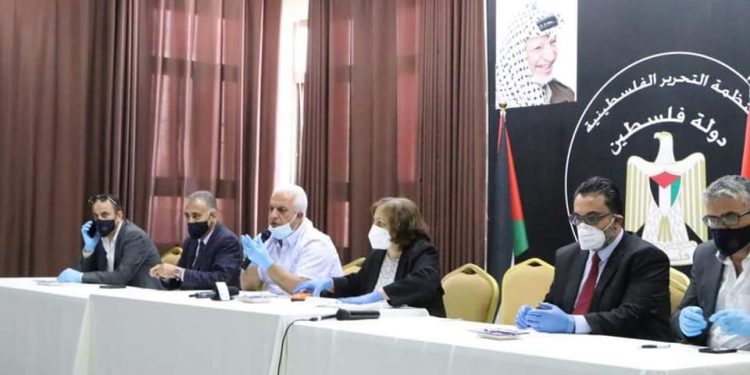 بلدية حلحول تشارك في اجتماع  مع معالي وزيرة الصحة
