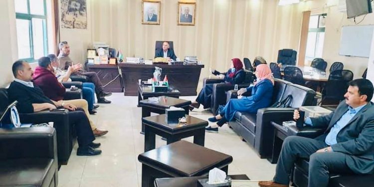 بلدية حلحول تعقد اجتماعاً مع مديرية زراعة شمال الخليل