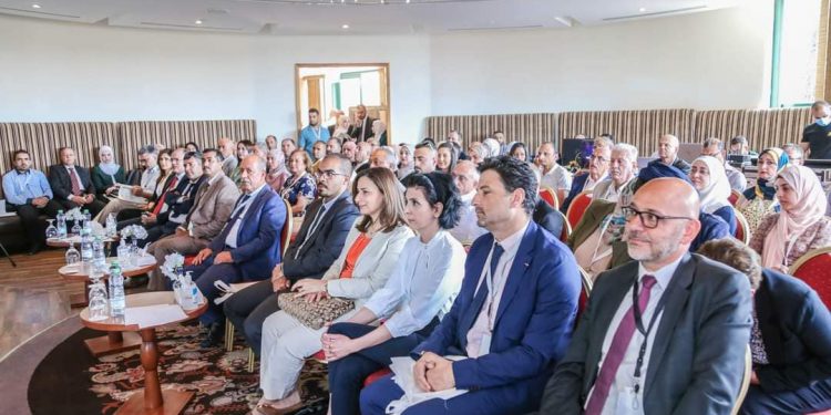بلدية حلحول تشارك في فعاليات مؤتمر ومعرض المباني الخضراء “خطوات نحو الإستدامة ” بمدينة رام الله .