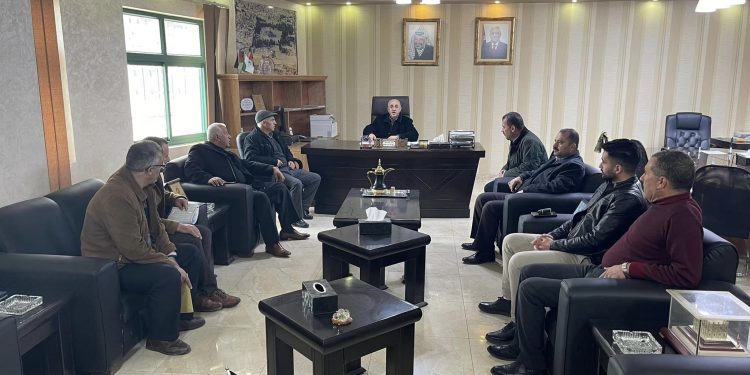 بلدية حلحول تستقبل وفدا من مكتب التفتيش والإدارة العامة /محكمة صلح الخليل
