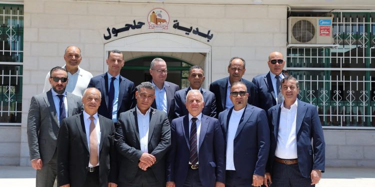 نحو شراكة تنموية واعدة بلدية حلحول وملتقى رجال الأعمال الفلسطيني يبحثان آفاق التعاون المشترك