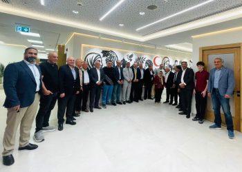 سعادة رئيس بلدية حلحول يشارك في لقاء جمعية الهلال الأحمر الفلسطيني لبحث تعزيز التعاون وتطوير الخدمات الإنسانية والصحية